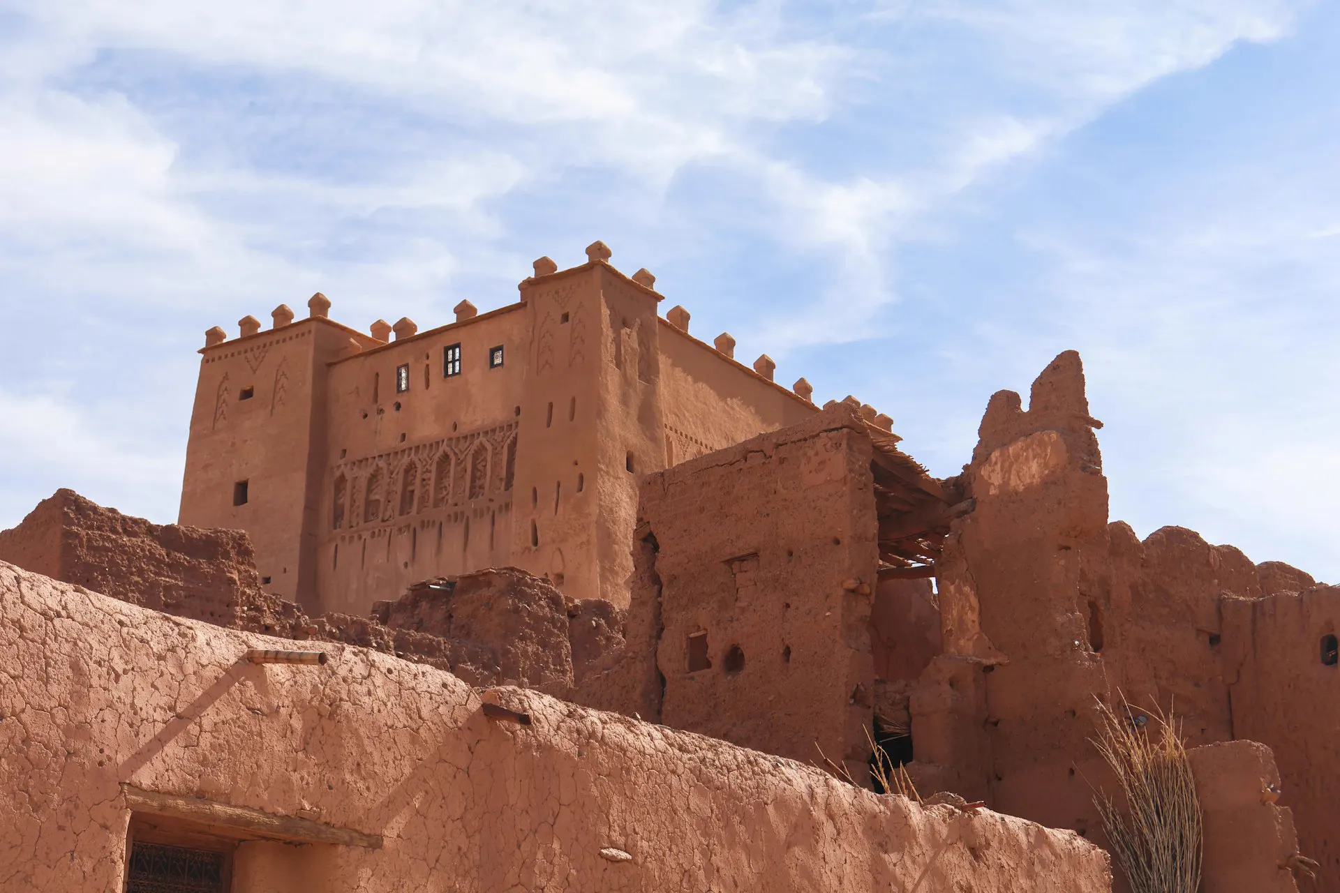 Murs en terre de la kasbah de Télouet